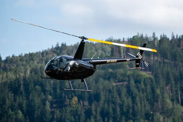 zaręczynowy lot helikopterem - karpacz 15 minut
